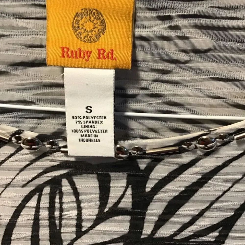 Blouse by Ruby Road Size small - Picture 3 of 3